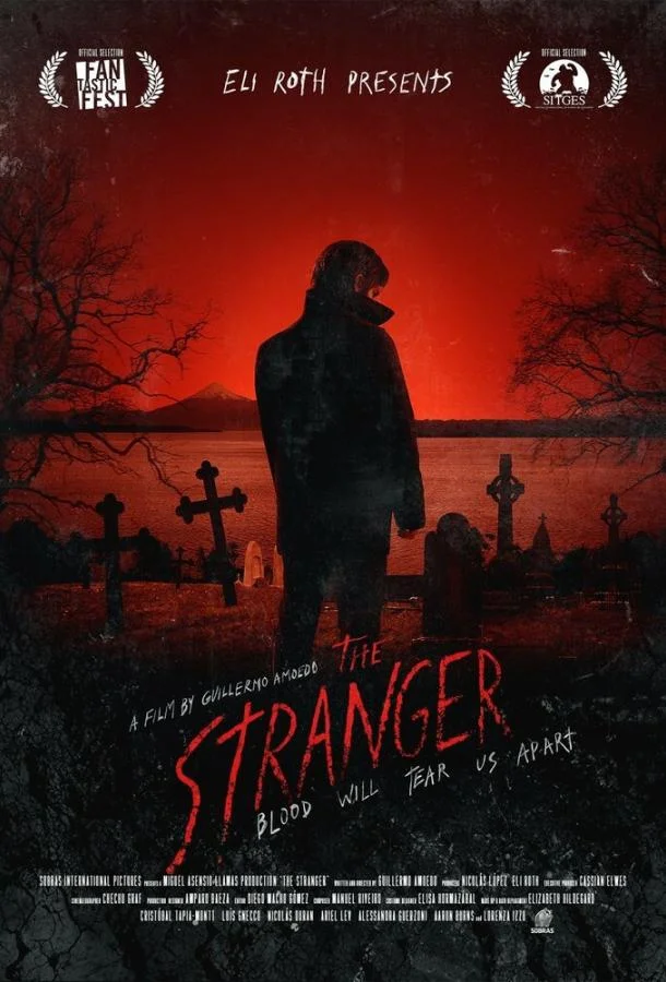 Смотреть Фильм Незнакомец(2014) бесплатно